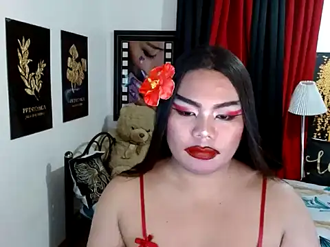 TSbrianaHugeCock webcam