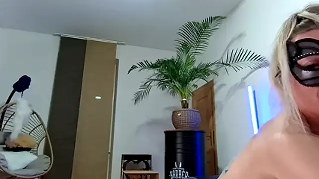 couple_mistery webcam