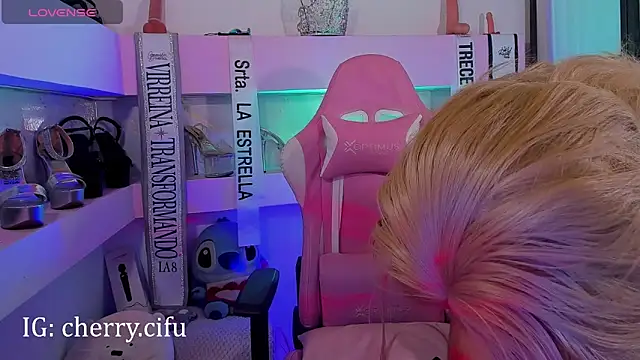 CherrySeraphine1 webcam