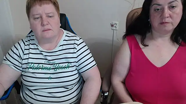 Lindy-Jeanie webcam