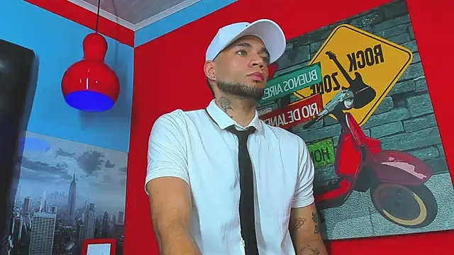 Daniel_huge22 webcam