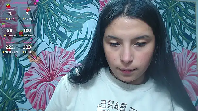 Small_naughty_ webcam