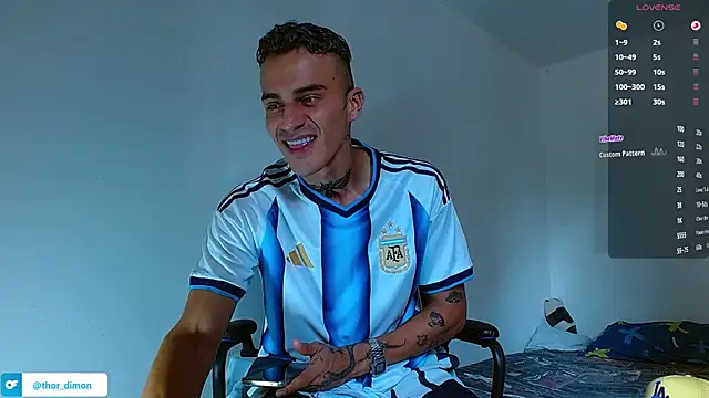 bray_hotboy777 webcam