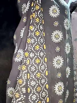 Hotcouplepriya webcam