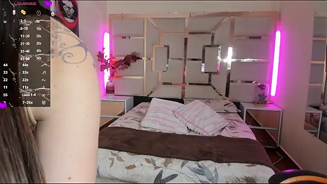 brenda_mejiaa webcam