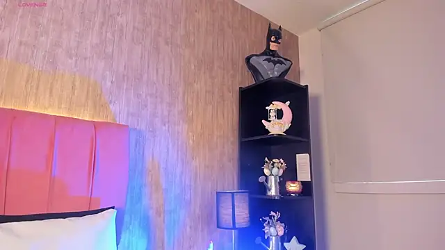 Kendra_kobein webcam