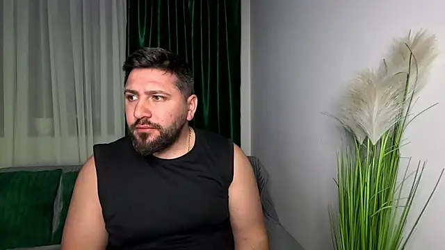 Gold_Alpha_Boy webcam