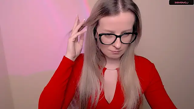 AnnePeach webcam