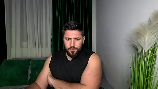 Gold_Alpha_Boy webcam