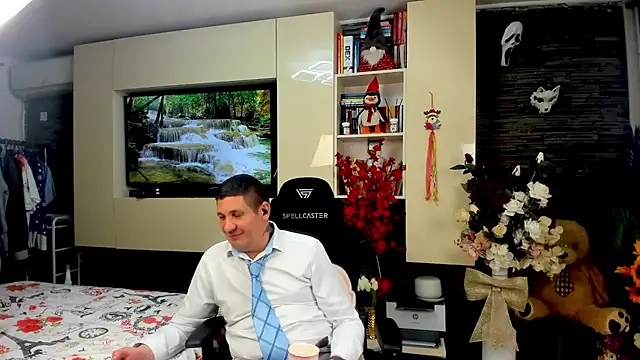 SpartacusDaddy48 webcam