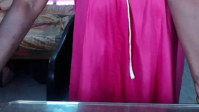 hotgulabi (G milf) - topless