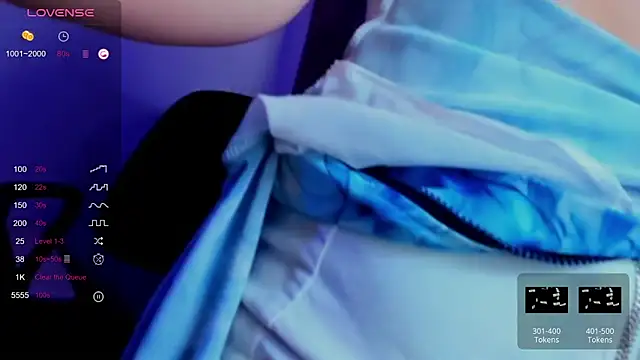 KindHazelHere_ webcam