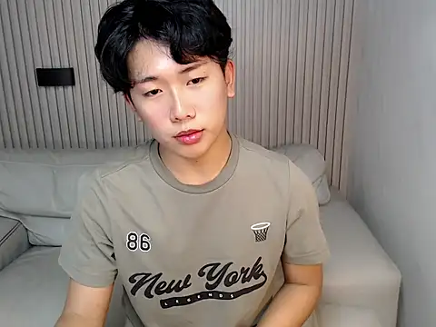 dangerzone0122 webcam