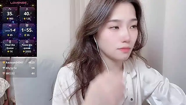 美女yuyu_77在线直播