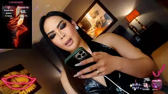 FridaHumphrey webcam