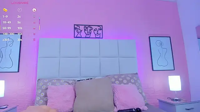 charlotte_kisss webcam