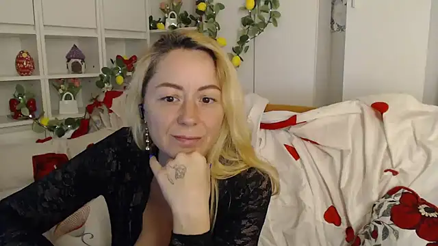 _karolynesyera_ webcam