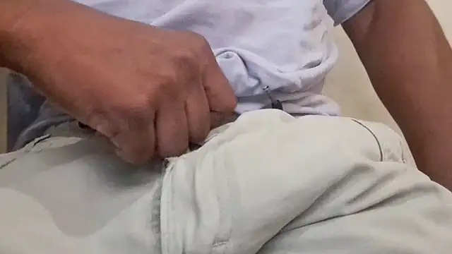 royblackbigpvt webcam