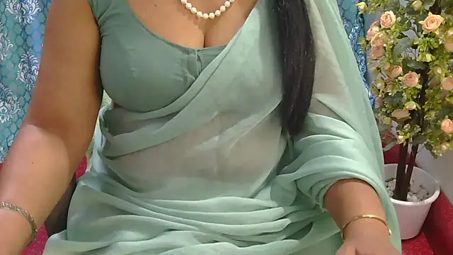 Mallu_Manisha webcam