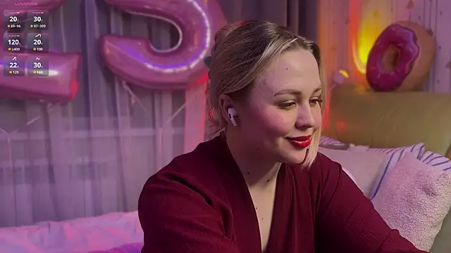 Estella_Elwood webcam