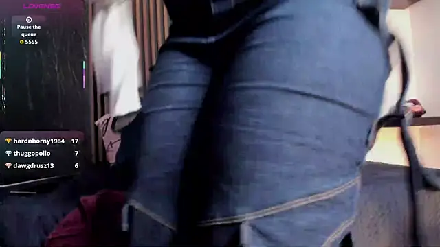 Marilyndackaria_ webcam