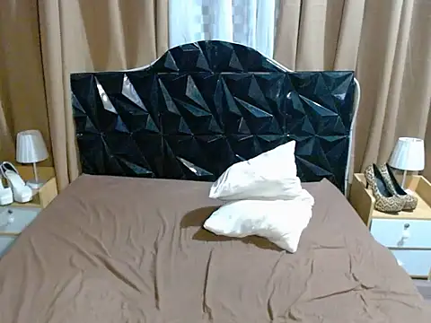 AshantTsiBigCock webcam