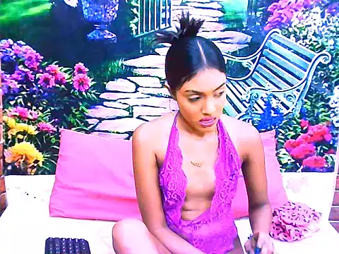 IndianPretty14u2Luv webcam