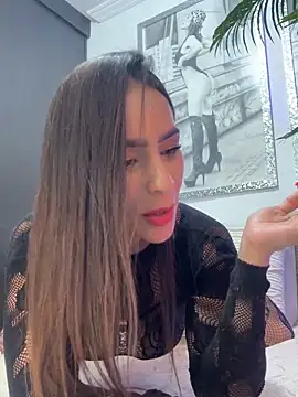 mau_white (F milf) - I want to show you my pussy and dance.