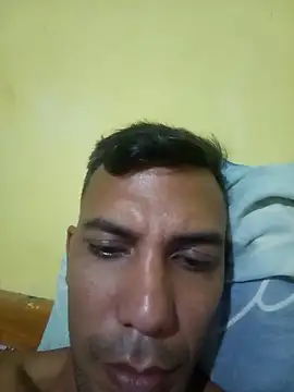 UnreadyChutzpa webcam