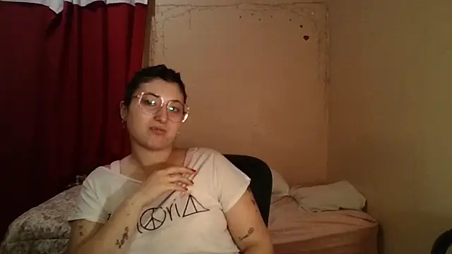 imsohornydacom webcam