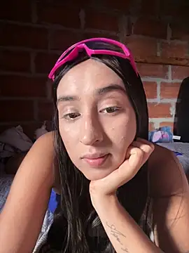 RAKEL37 Stripchat cam model