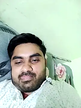 loyalboy_0052 webcam