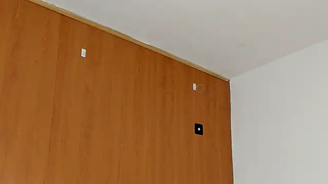 Wendy_Marchall webcam