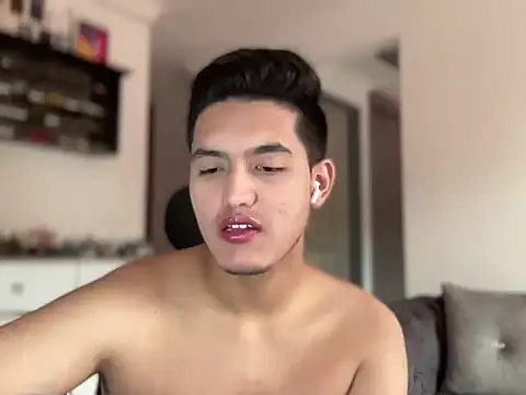 alexandergrey760886 webcam