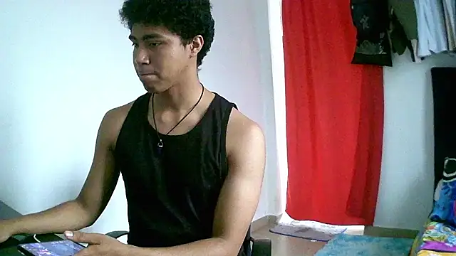 joused_dominic webcam