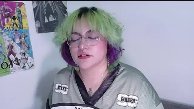 XxGreenGoodxX webcam