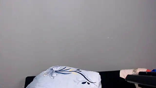 GrandBustyMelon webcam