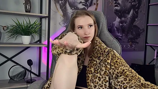 Megan_Rodgers webcam