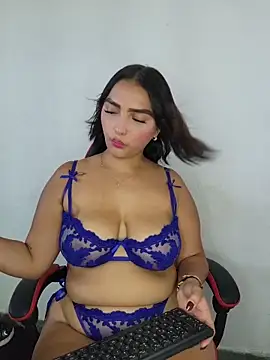 Mia_em webcam