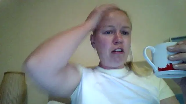 jennyblondeuk webcam