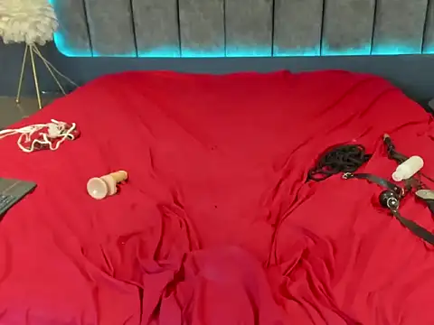 AlanaVelascos webcam