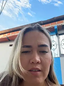 Danielavegax live sex cam