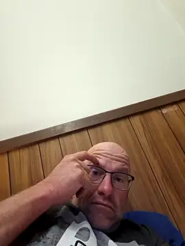 Scoobeysnacks webcam