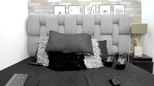 KariinaTaylor webcam