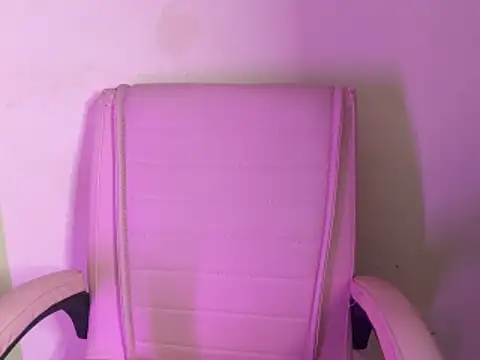 Its_cherry_magic webcam