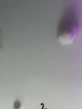 theprettysoles webcam