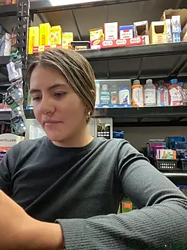 Andrea_19blonde webcam