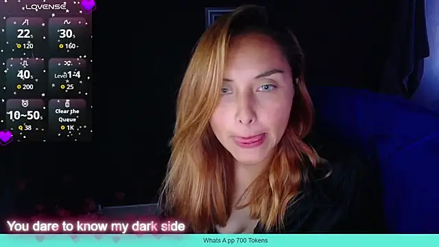 Velvet_Moon33 webcam