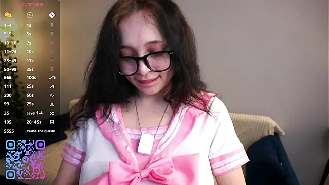 HannaHayles from StripChat is Freechat