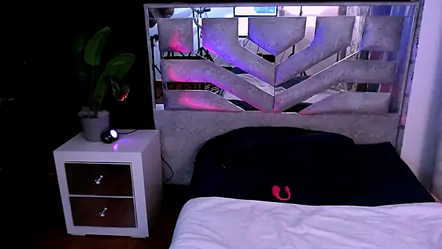 sofiazaf_ - Sofiazaf_'s free webcam - UK Sex Cams